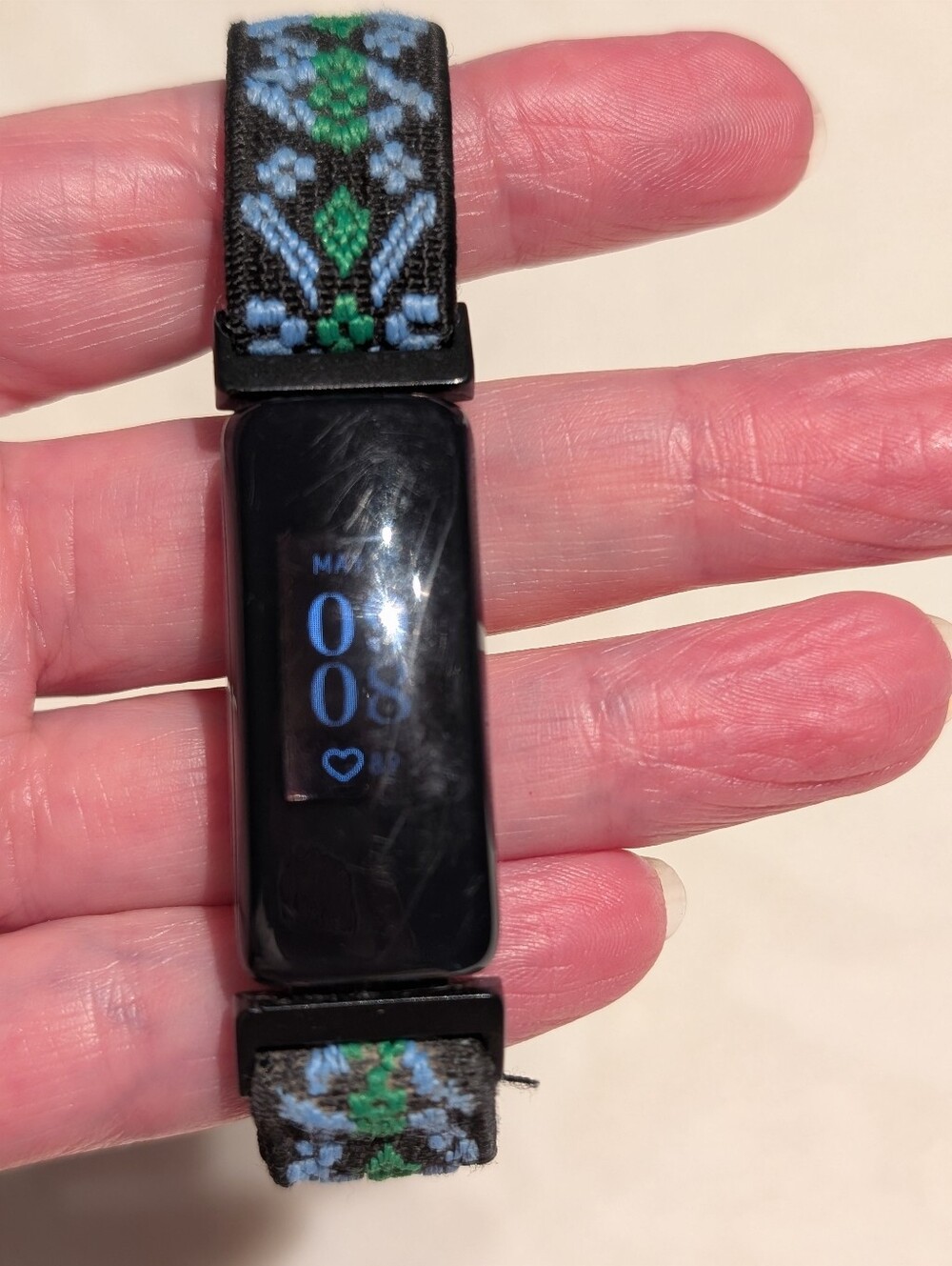Fitbit Luxe Fitness Tracker Black Display and Blue-Green Woven Band. NO Charger